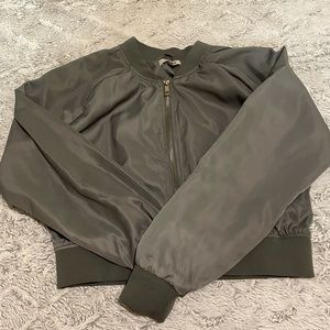 Cropped bomber jacket
